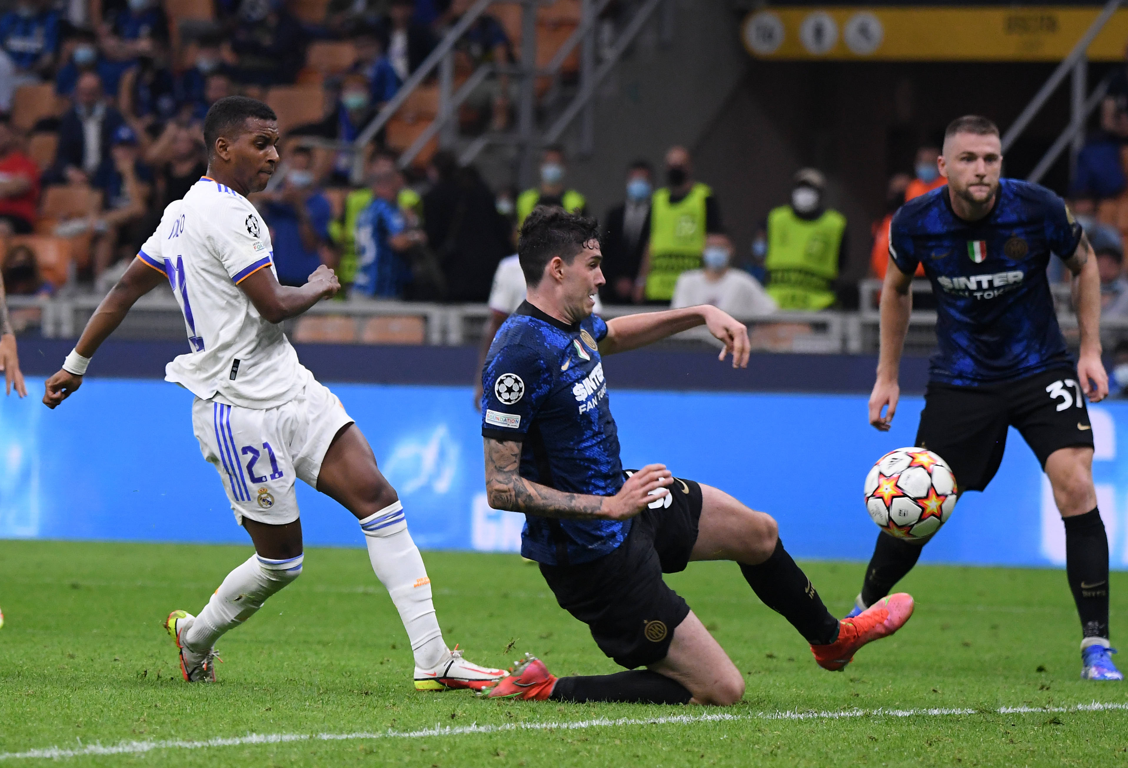 凯塞多：我并非同位置世界最佳；喜欢看赖斯踢球期待与他对决