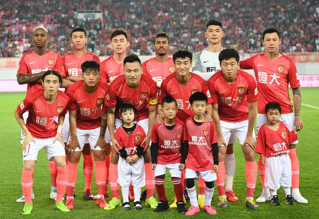 夏季赛骑士之路D3：Angel交手Ucal ，Hoya对线Hery